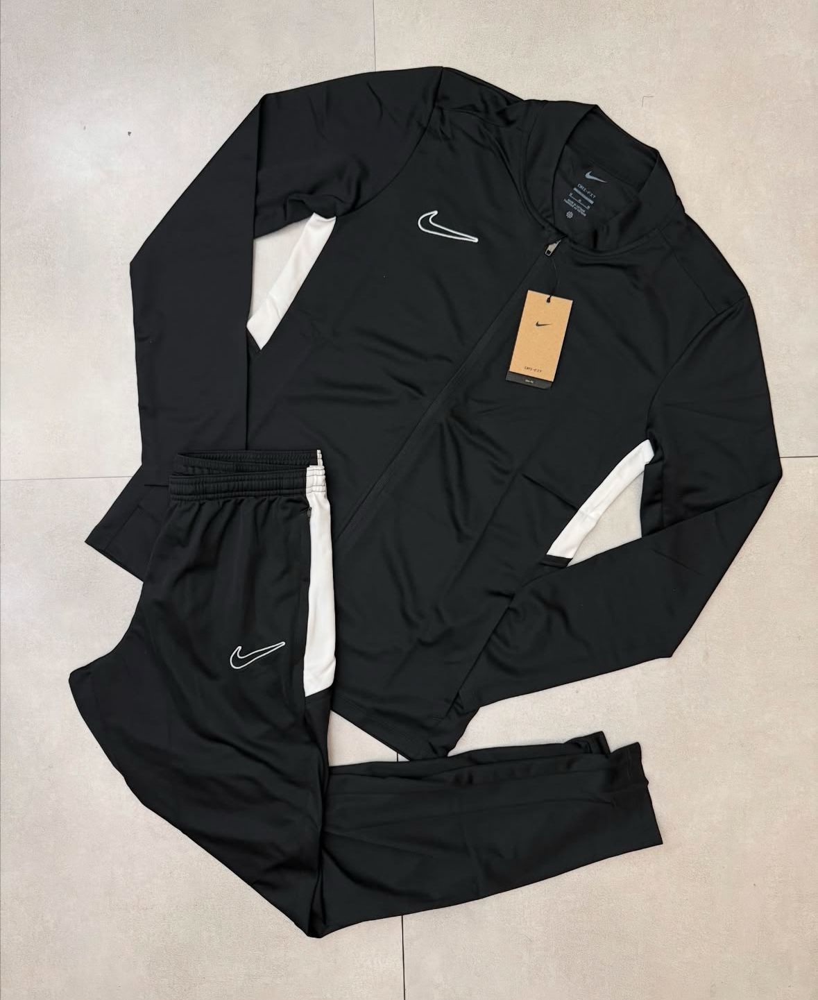 Conjunto NK Academy Modelo 2025