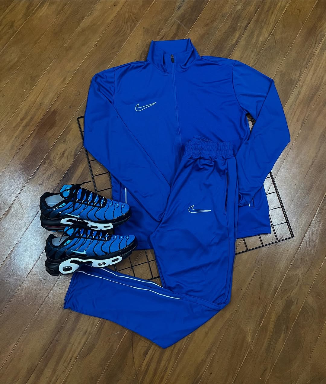Kit NK Academy Reliquia com NK Air Max Plus