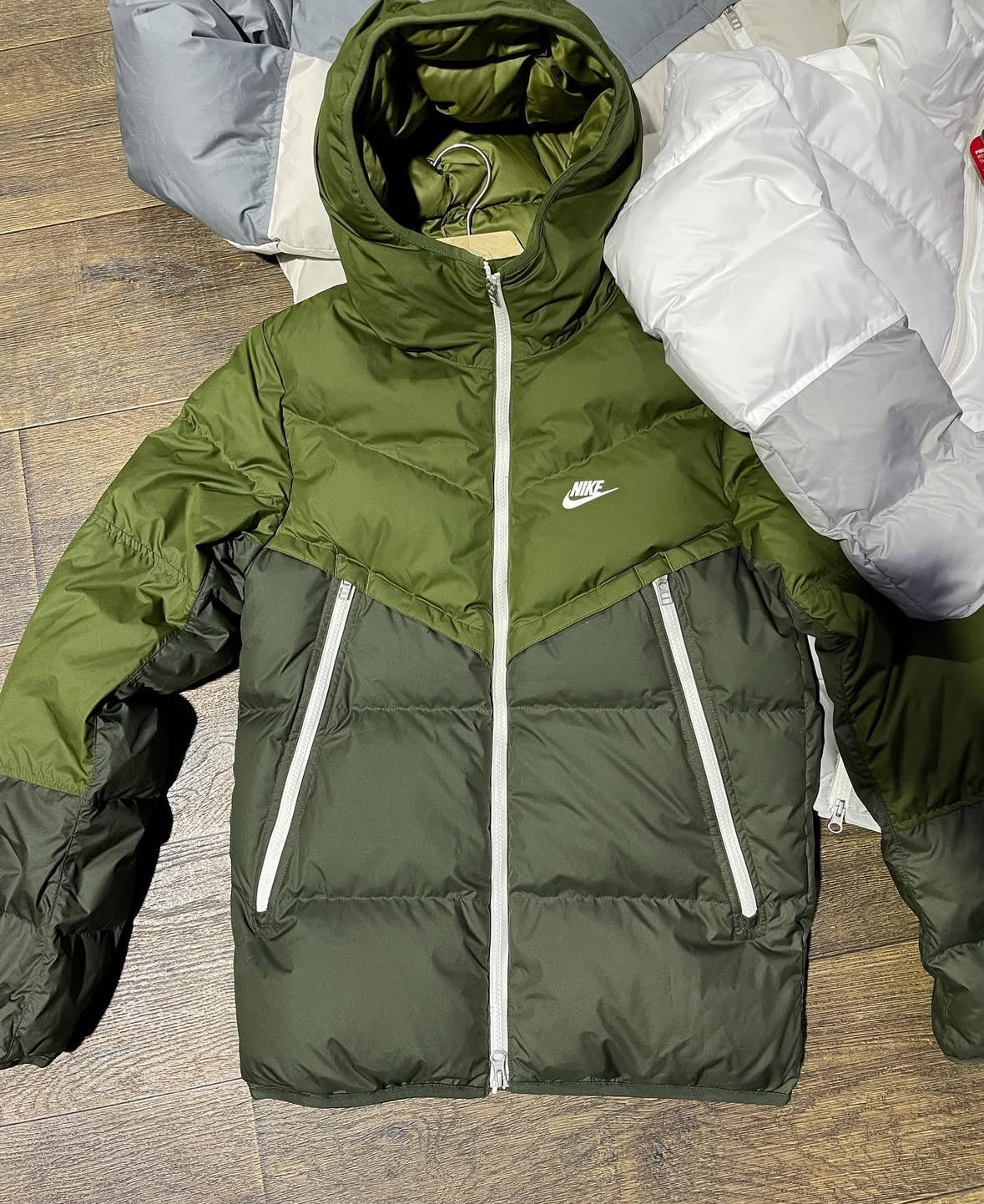 Jaqueta Puffer NK Sportswear