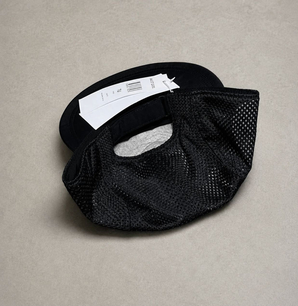 BONÉ LACOSTE REDINHA PRETO