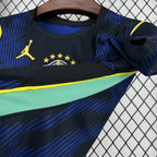 KIT BOX EXCLUSIVA DIA DOS NAMORADOS COPA DO MUNDO - 1 CAMISA SELEÇÃO, BEBIDA, BALÃO, CARTÃO, PELÚCIAS E CHOCOLATES E ENERGETICO