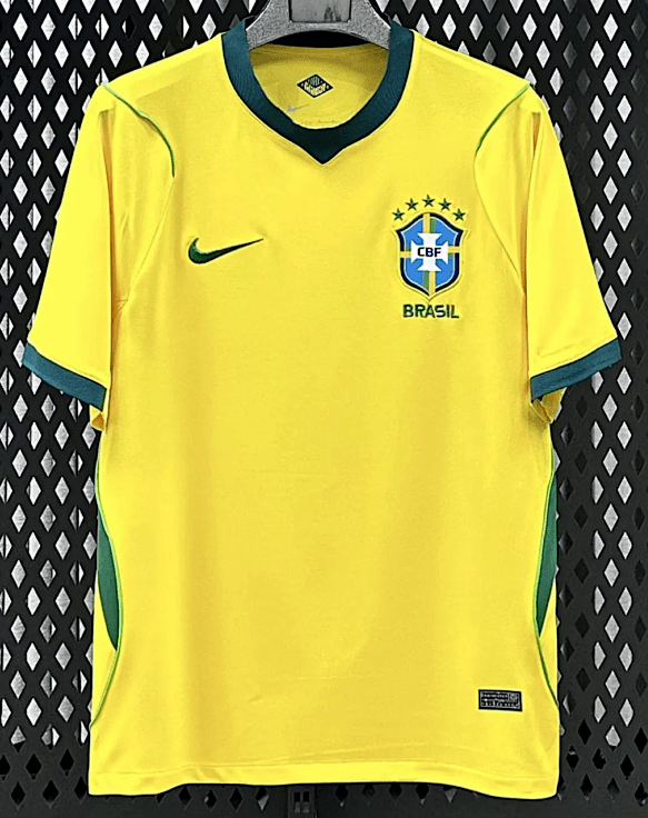 KIT BOX EXCLUSIVA DIA DOS NAMORADOS COPA DO MUNDO - 1 CAMISA SELEÇÃO, BEBIDA, BALÃO, CARTÃO, PELÚCIAS E CHOCOLATES E ENERGETICO