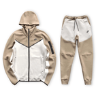 Conjunto NK Sportswear Tech Fleece